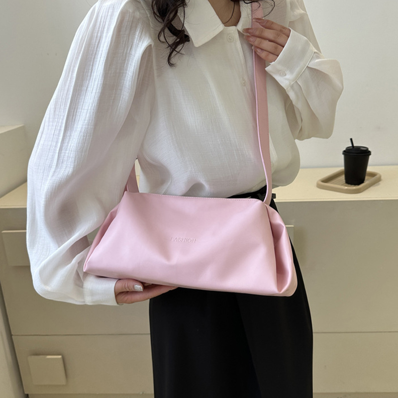 New Single Shoulder Diagonal Straddle Bag Simplified Casual Pillow Bag Mzea. 