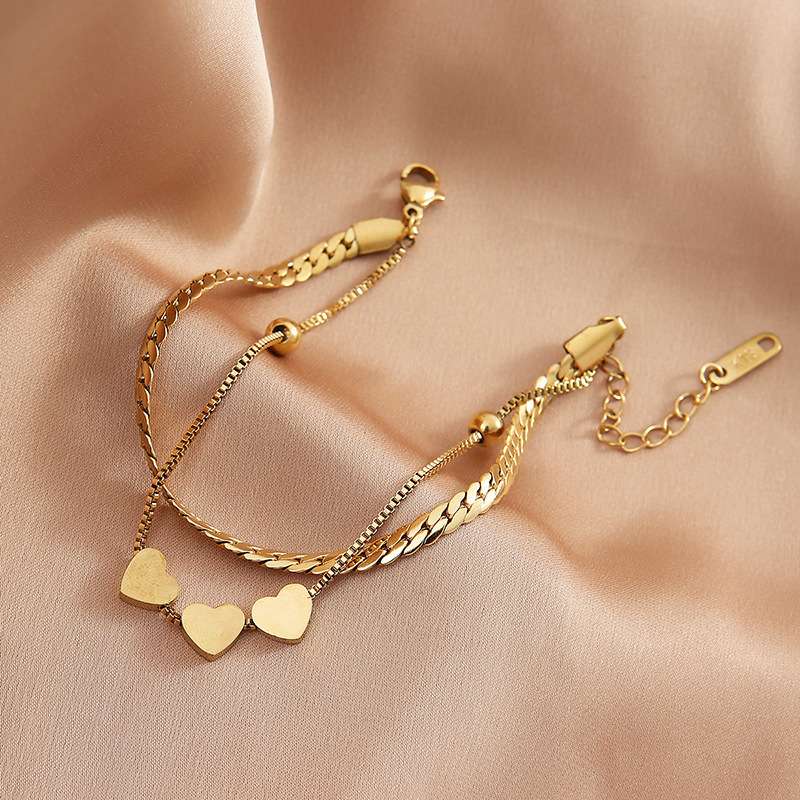 Non Tarnish Gold Plated Stainless Steel Charm Bracelet Minimalist Waterproof Multi-layer Snake Bone Chain Heart Pendant Bracelet. 