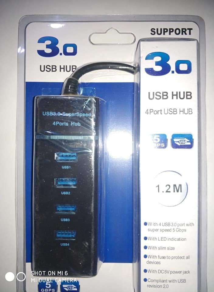 High Speed USB 5GBPS 4 Port USB 3.0 Hub for PC Laptop Tablet - Black-2584. 