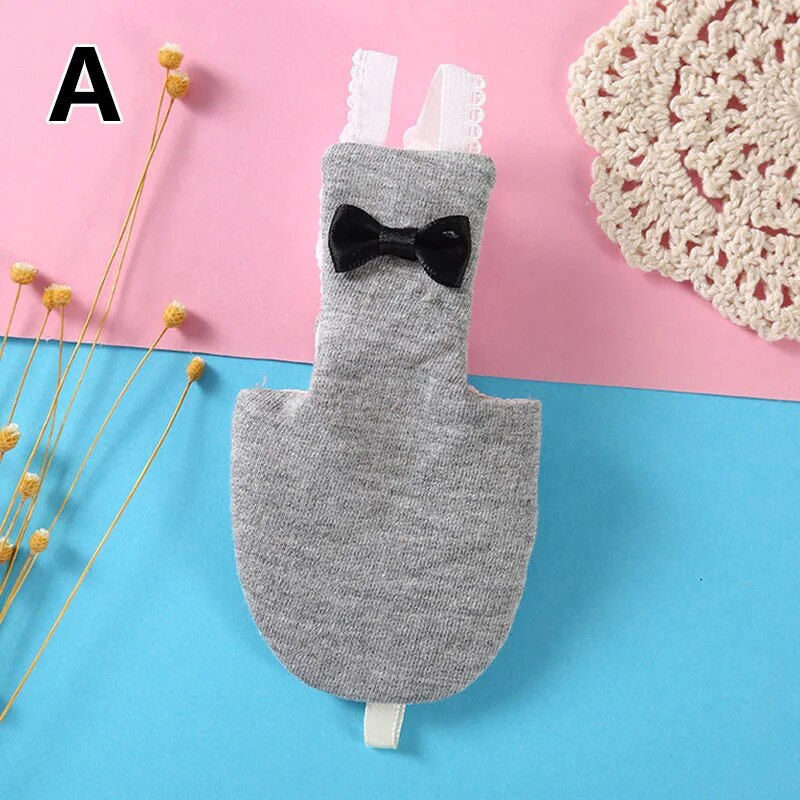 1PC Bird Parrot Diaper with Bowtie Cute Flight Suit Nappy Clothes for Green Cheek Conure Parakeet Pigeons Medium Large Pet Bird. 