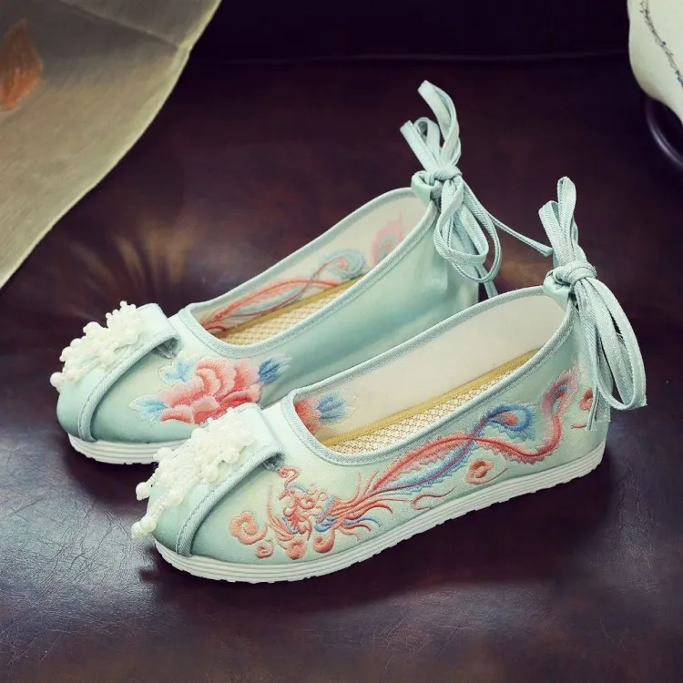 Chinese hot sale cloth shoes