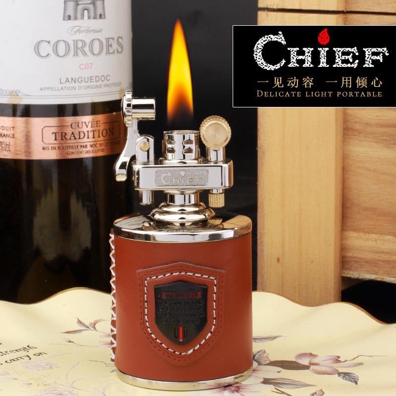 CHIEF Boss 206 Relief Kerosene Lighter Three-Dimensional Xiangyun Dragon Candlestick. 