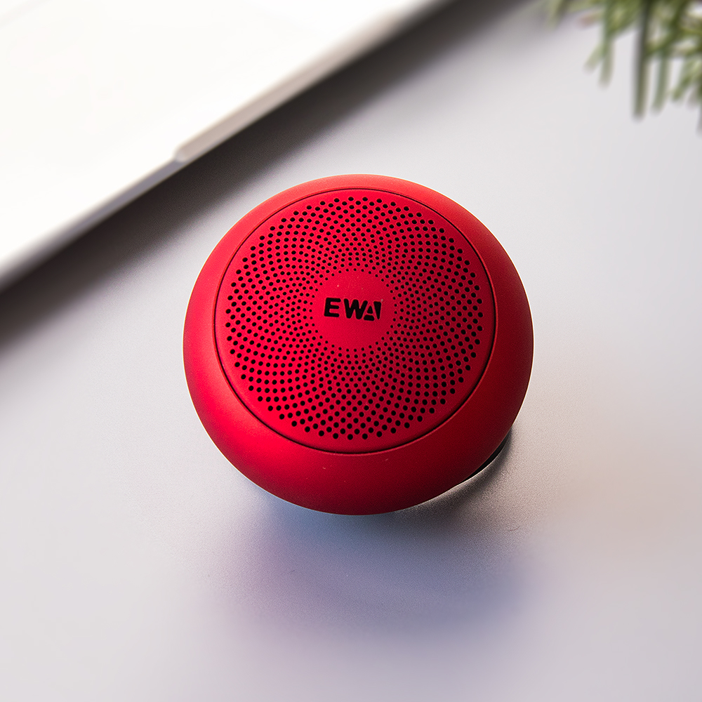 EWA Wireless Bluetooth Speaker with TF Portable Metal Subwoofer IPX7 Waterproof Speaker. 