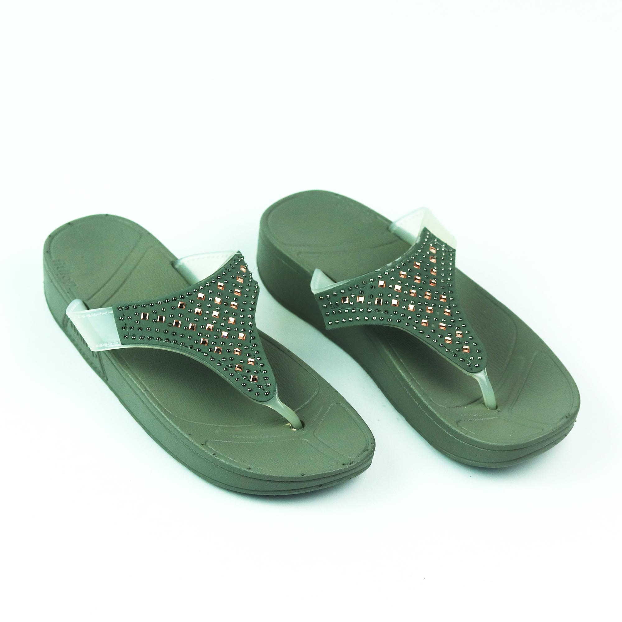Slipper Room Slipper for Girls Medium Heel Square stone Slipper High Quality. 