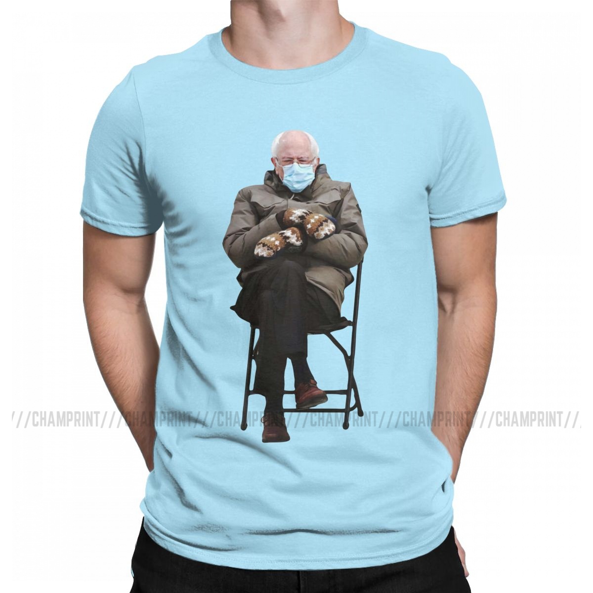 Bernie Sanders Mittens Sitting In Chair T-Shirt Men Funny Cotton Tees O Neck Short Sleeve T Shirt Gift Idea Tops. 