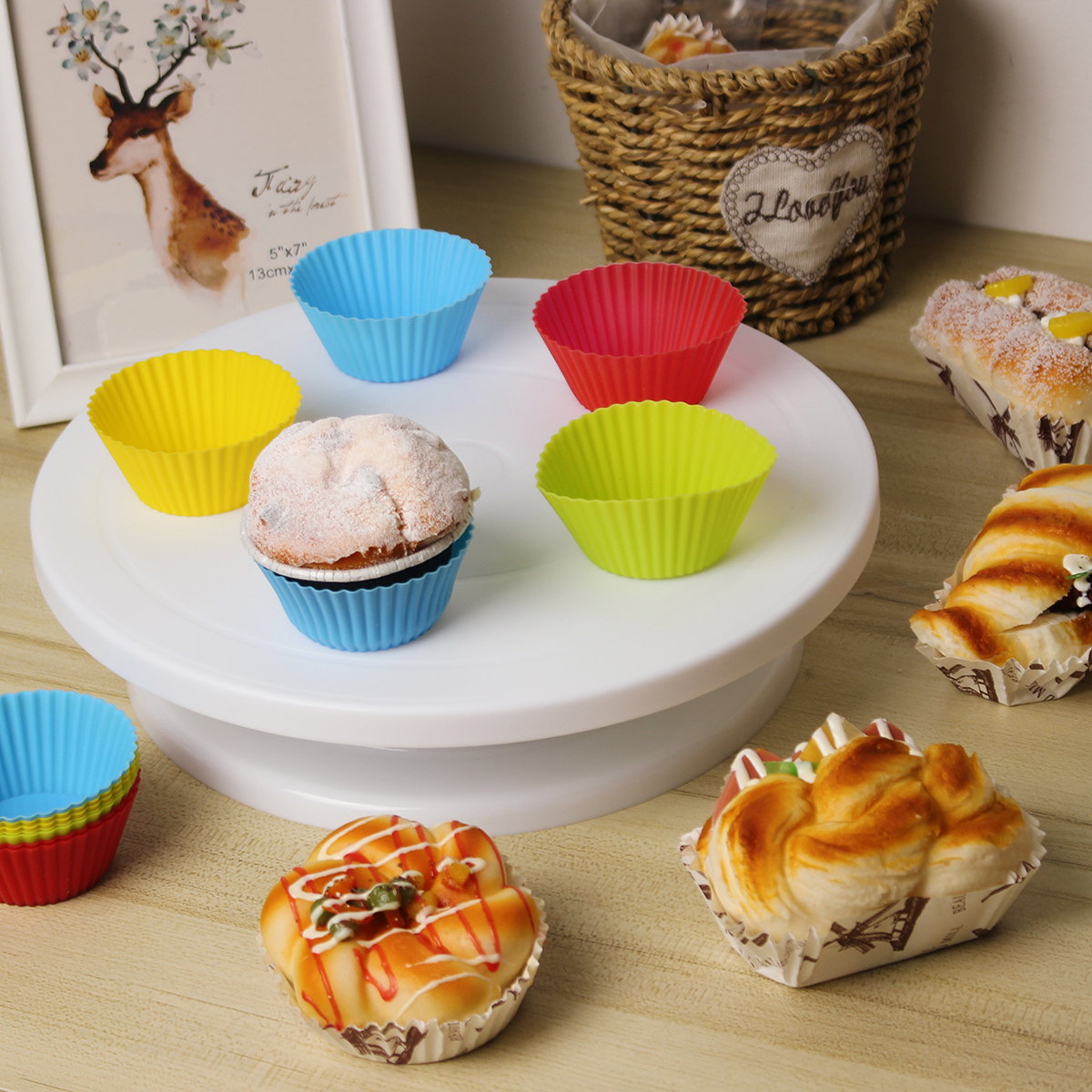 21Pcs Cake Decorating Kit Turntable Rotating Baking Flower Icing Piping Nozzle Baking Tools Set. 