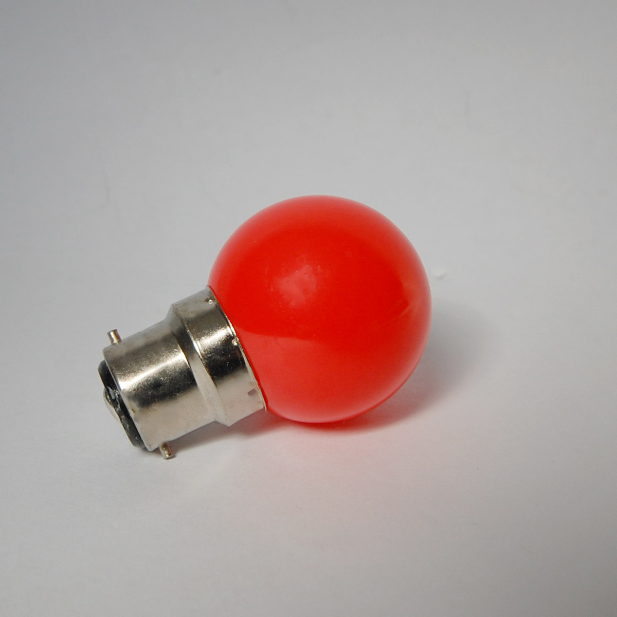 iPOWER Red Colour Mini 0.5-Watt B22 Base LED Bulb ( Dream Light ). 