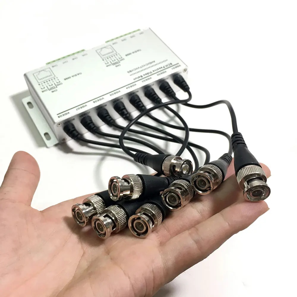 4 or 8 Channel CCTV Passive Video Balun RJ-45 UTP Twisted Pair Cable BNC Output. 