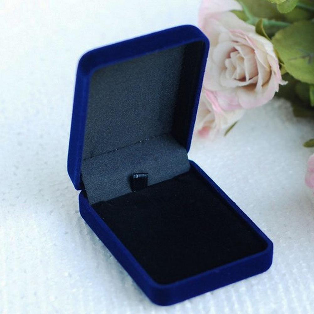 【DM bag factory Store】Velvet Container Gift Display Box Ring Bracelet Case. 