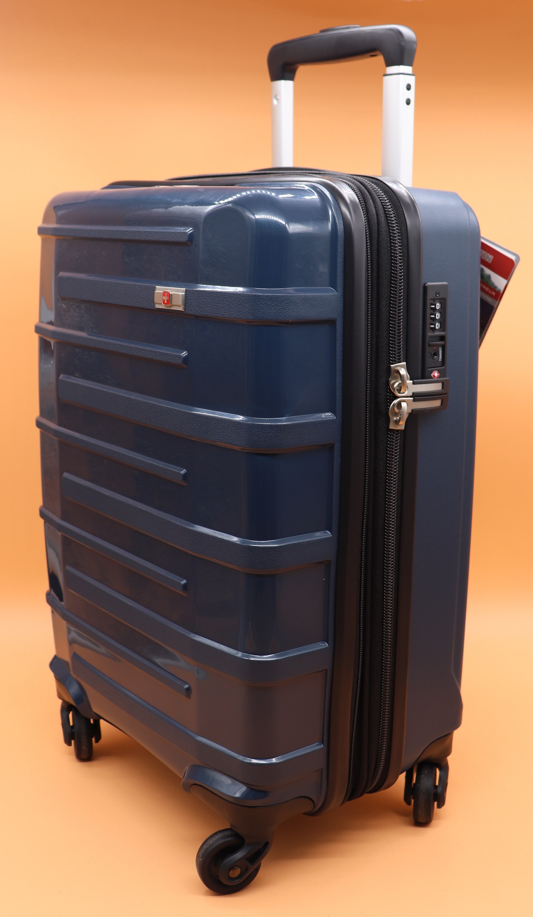 20 inch luggage size