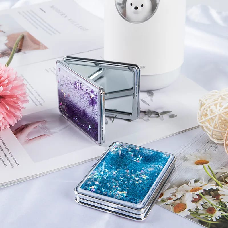 Flowing Sparkling Sand Mini Mirror Compact Pocket mini Mirrors. 