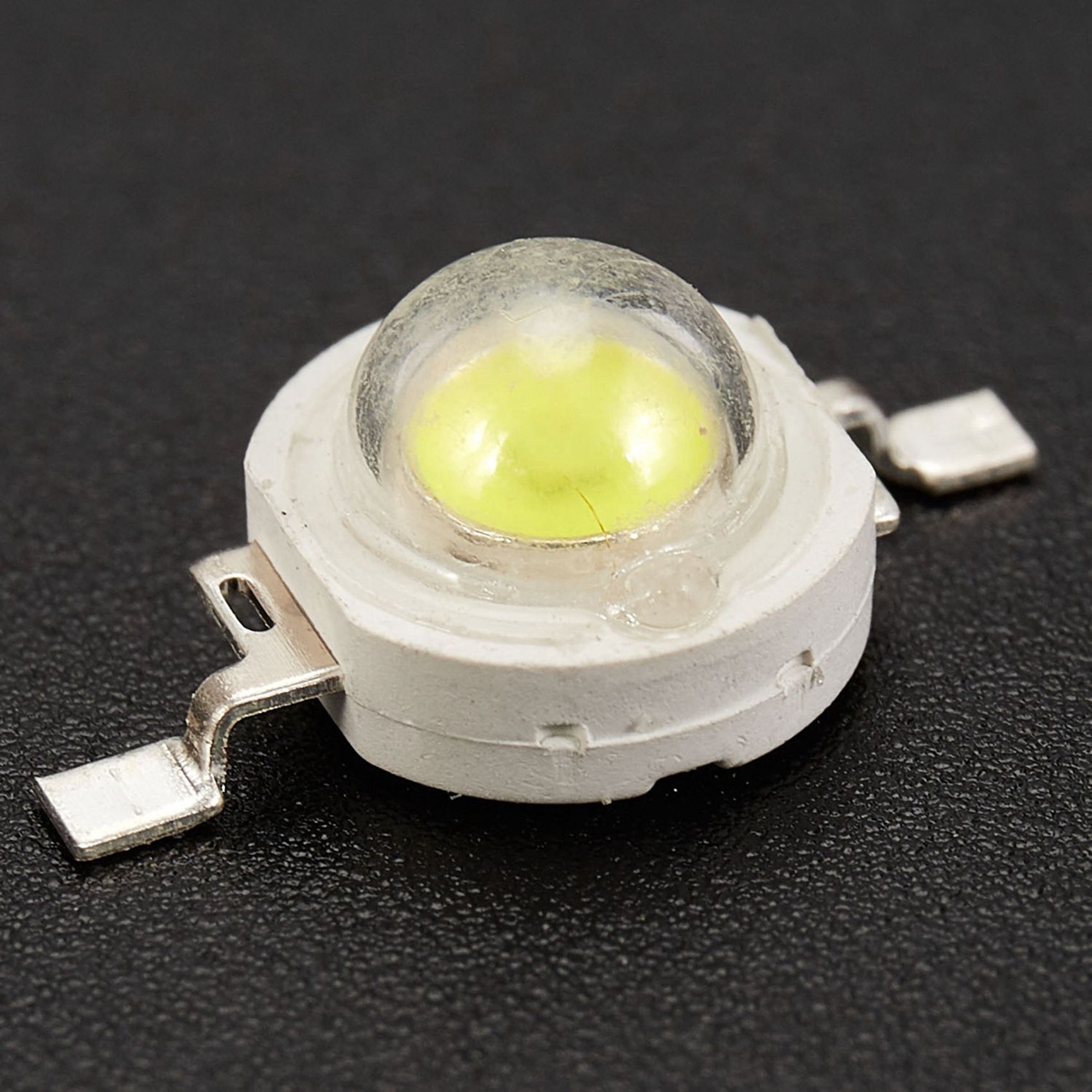100Pcs 1W Diode High  Cool White Led Beads 1 Watt Lamp Chip 3V-3.4V. 