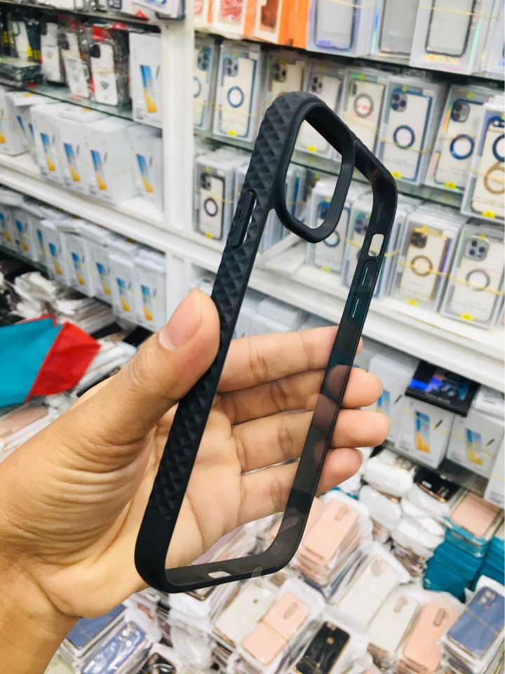 Q Series Back Cover Transparent Black for iPhone 11 - Emphasizing Value - Simple to Use. 