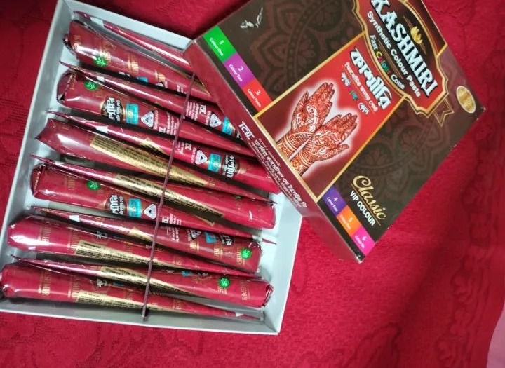 Kashmiri Fast Colour Cone Mehendi 1 piece. 