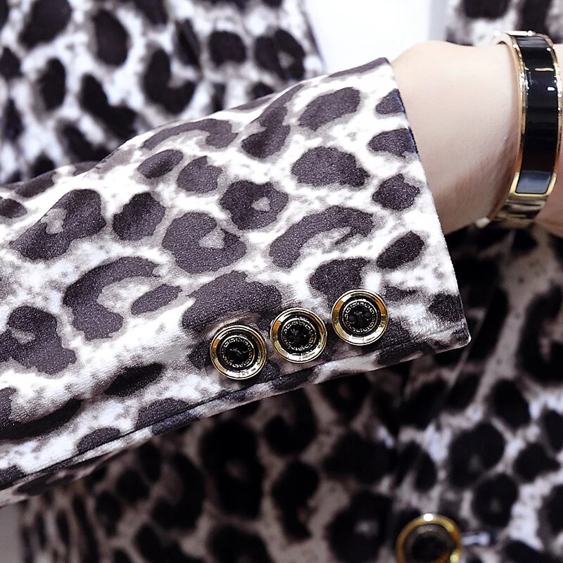 High Quality Blazer Men's Leopard Print Elegant Fashion Party Shopping Premium Simple Business Casual Gentleman Slim Fit Jacket. 