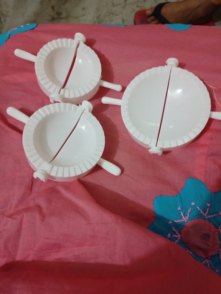 3 Pieces Different Sizes Momo Dumpling Maker Kuli Pitha maker Mold Press Dow. 