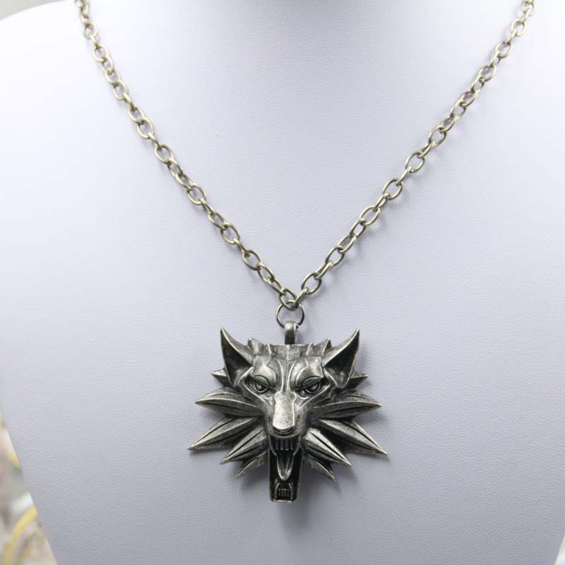 【Universal Car Parts Store】【Universal Car Store】Wizard school wolf head Medallion chains necklace wild tribe Series monster hunter games animal wolf pendant necklace