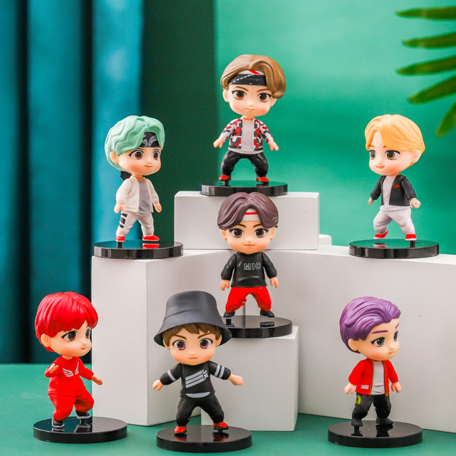 (New)7PC/et BT Bangtan Boy Group Model Toy KPOP tar TOP Group