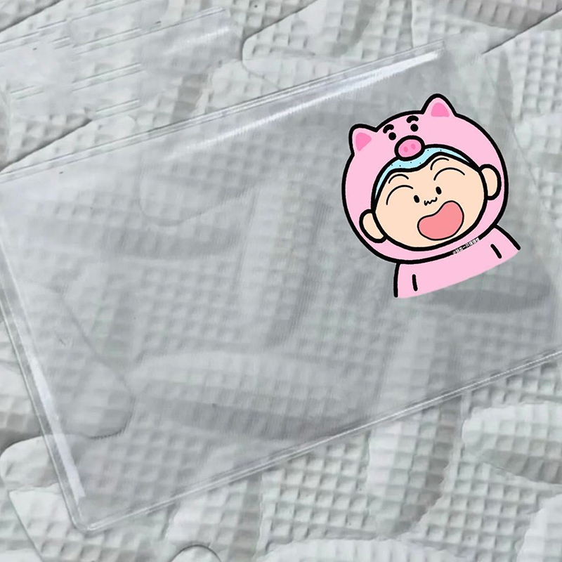 Identification Card Portrait Crayon Shin-Chan Container Holder Bus Business Case Bank Credit ID Card Transparent Holder Cover. 