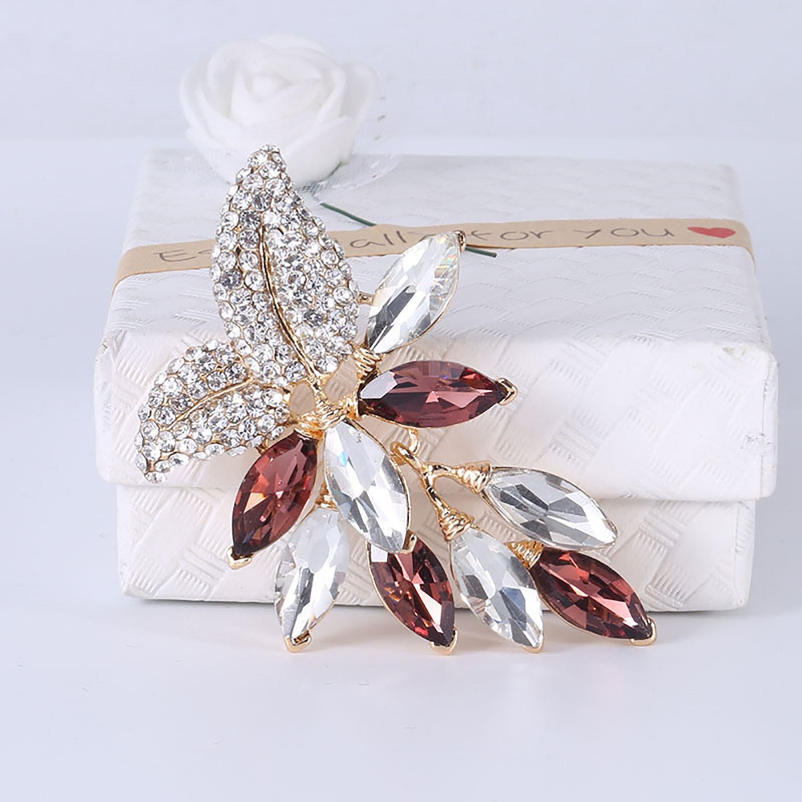 Elegant Brooch Exquisite Lady Grape Shape Rhinestone Lapel Pin. 
