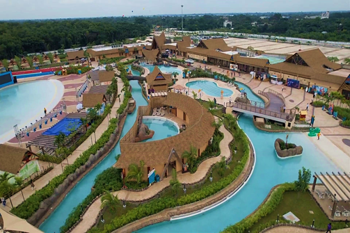 MANA BAY ADULT PASS  Unlock Unlimited Daylong Access to All 17 Rides and 4 Attractions. 