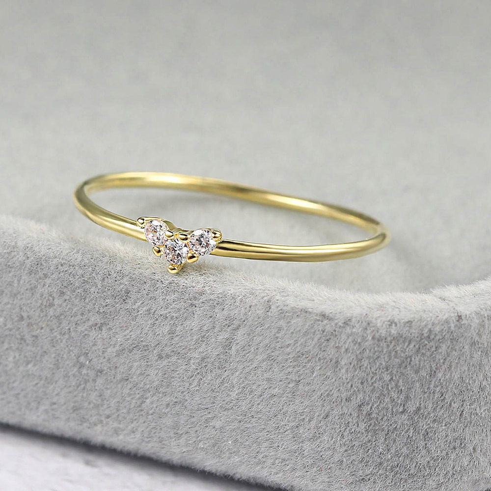 Hazy Moon Japanese simple fashion heart shaped wedding thin ring women's real gold plated zircon cross-border accessories. 