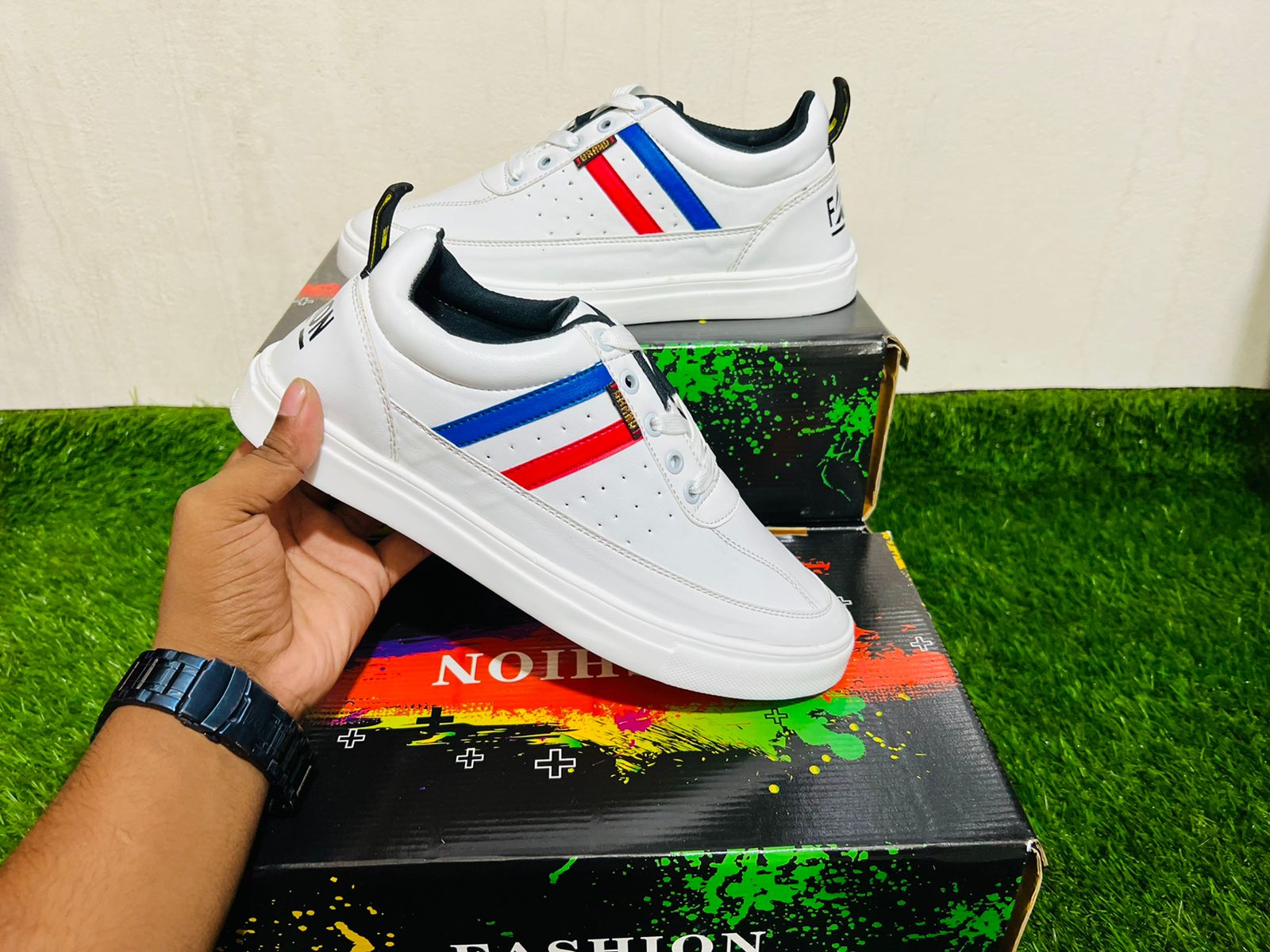 Premium Quality Lace Up Sneakers Converse for Men Lightweight