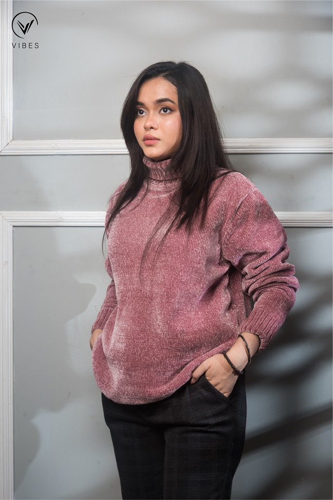 dusty pink turtleneck