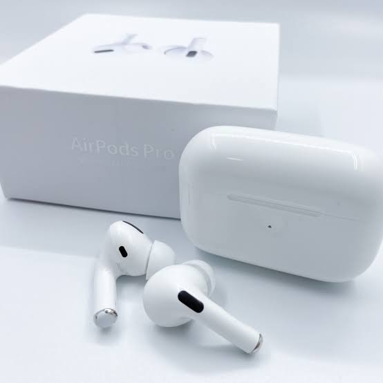AirPods Pro 2nd generation High Quality- Enjoy Immersive Sound - Enhanced Noise Reduction - Wireless Convenience (replica). 