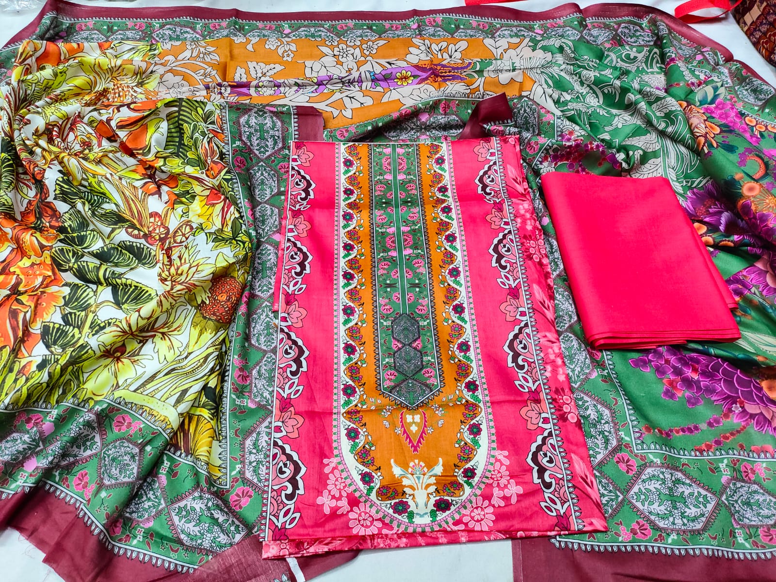 Jamjam swiss cotton Unstitched Three Pieces Collection. 