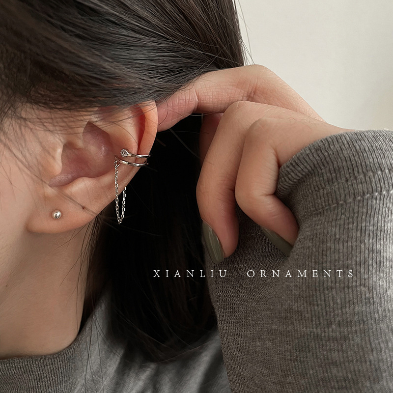 Korean version of tassel ear clips, no ear piercings, ear bone rings, ear clips, women's earrings, earrings, niche double-layered cold style