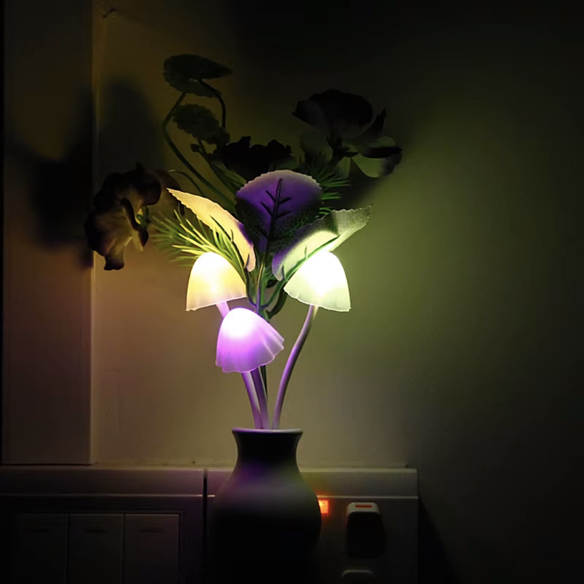 Led Dream Mushroom Lamp - Multi Color. 
