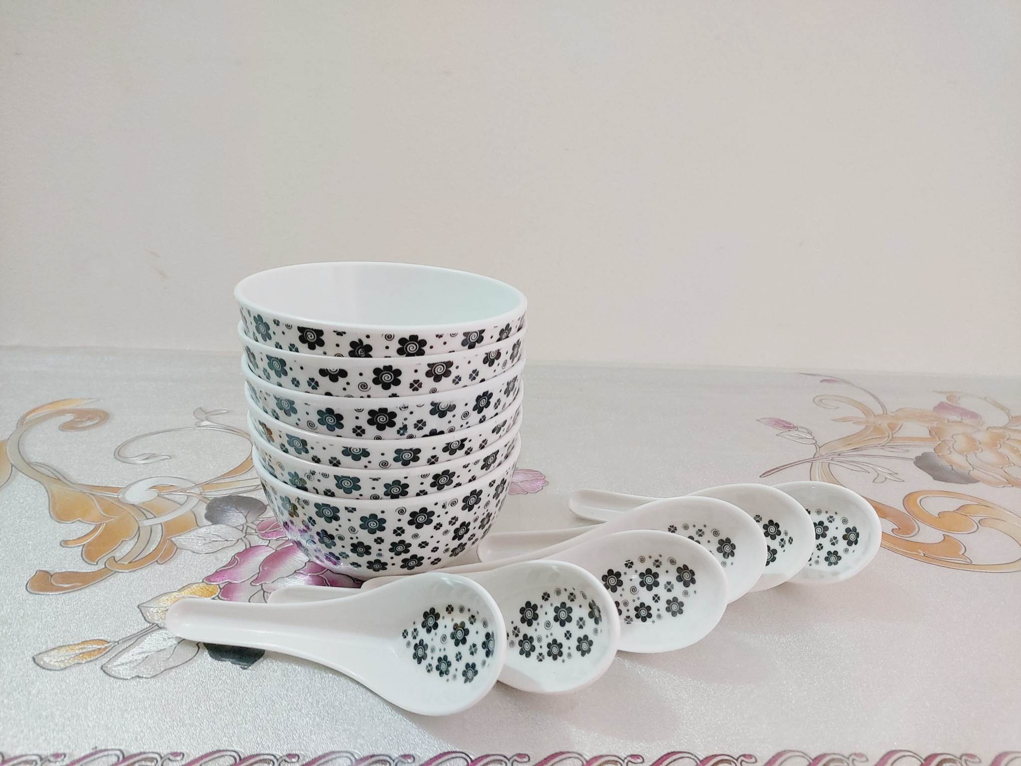 Sada Kalo Melamine Soup Bowl With Spoon 12 Pcs Set (4.5 Inch). Dishwasher Save.Microwave oven save.. 