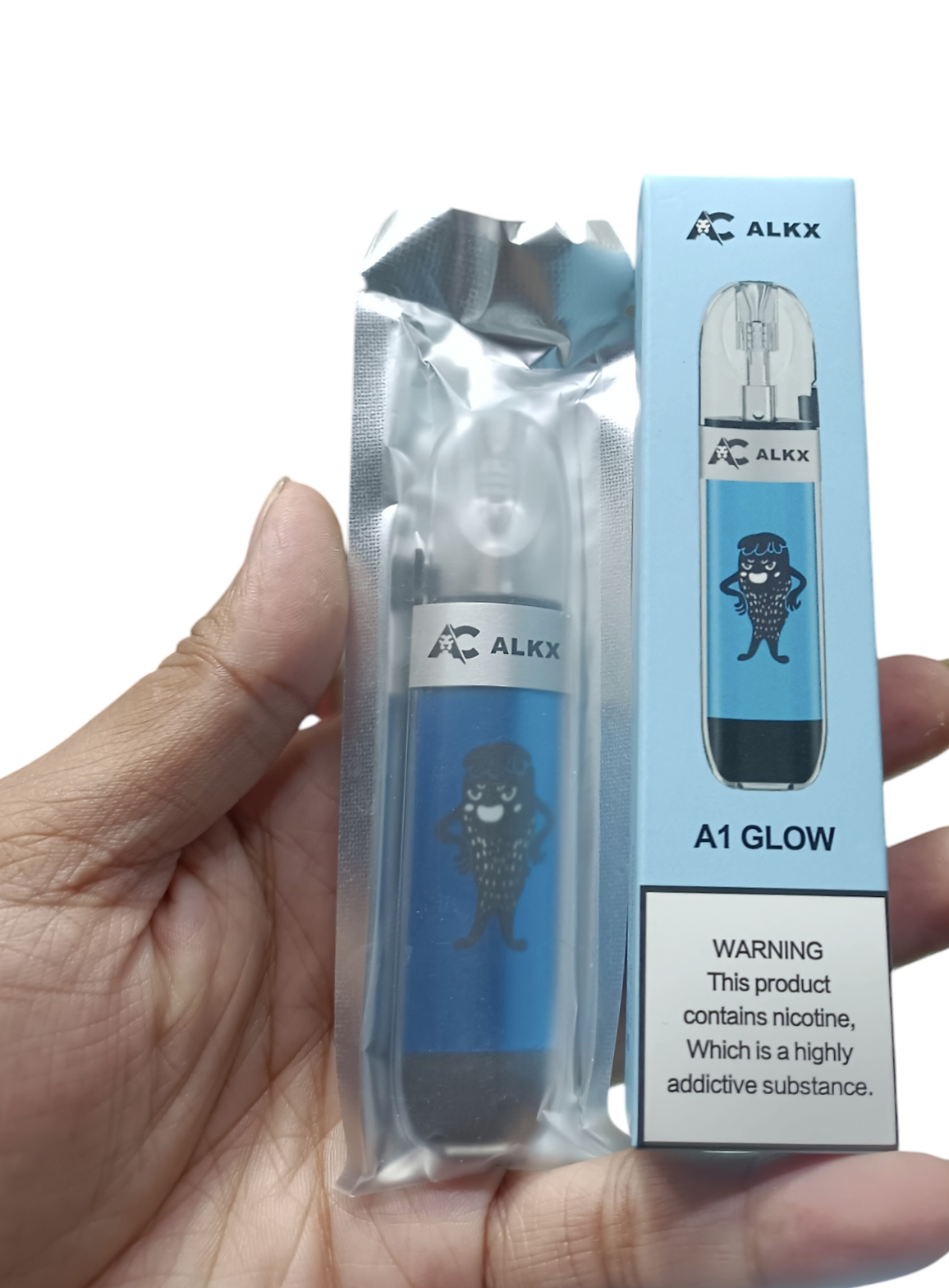 2ML Refillable E-Liquid Rechargeable Electronic Sigarette it's Mini Vape (60ml Flavour Juice Free). 