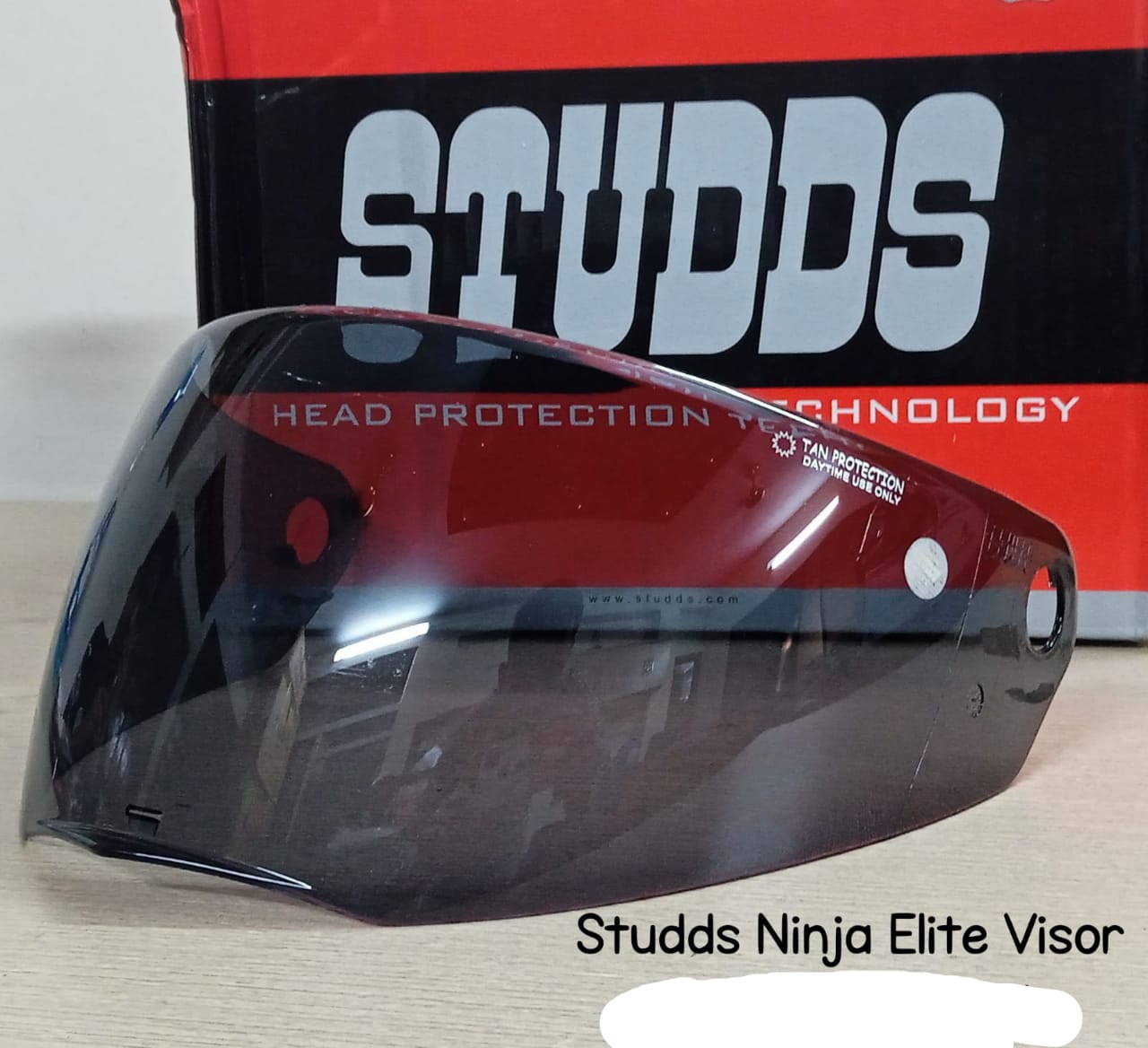 STUDDS NINJA ELITE TINTED VISOR Helmet Visor (Black) STUDDS NINJA ELITE TINTED VISOR Helmet Visor (Black). 