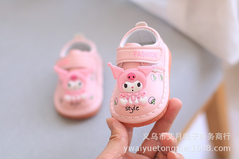 Baby girls Shoes new Model 2025 walk that make sounds