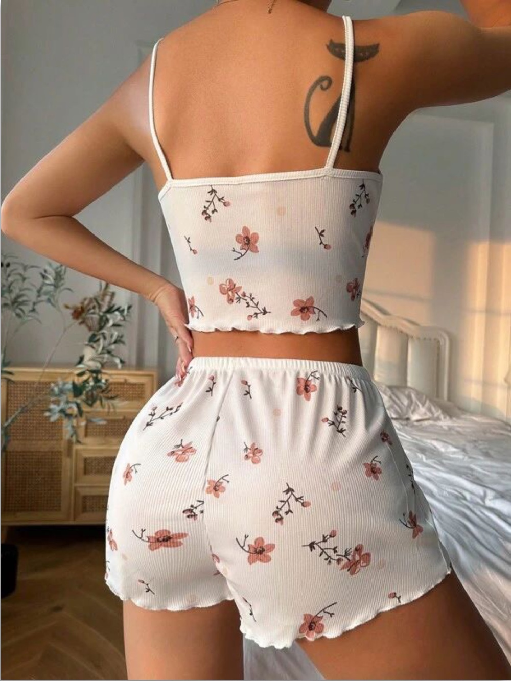 Floral Print Contrast Binding Lettuce Trim Cami Top & Shorts PJ Set. 