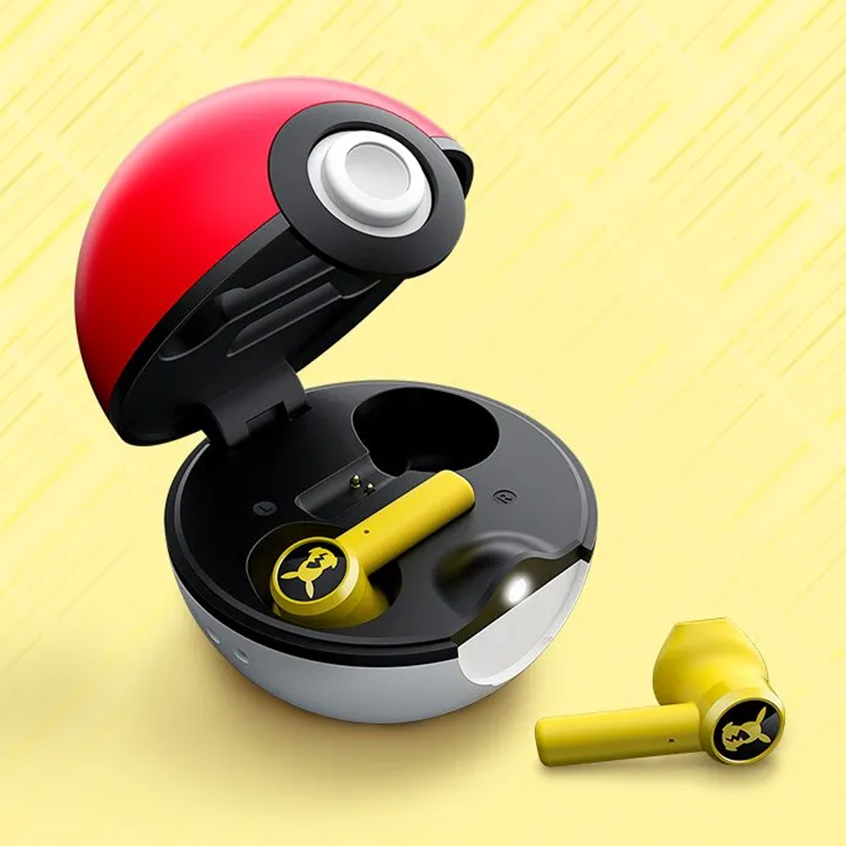 Razer Pikachu Bluetooth Earphone for Razer TWS Wireless Headset Newest Use for Game with Protect Bag. 