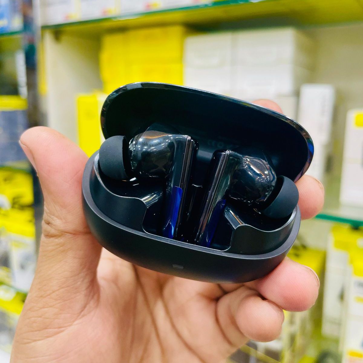 AWEI T88 ANC TWS Earbuds,  -35dB Deep Noise Cancelling Wireless Headphones with ENC and 4 Microphones In-Ear Handfree Earbuds. 