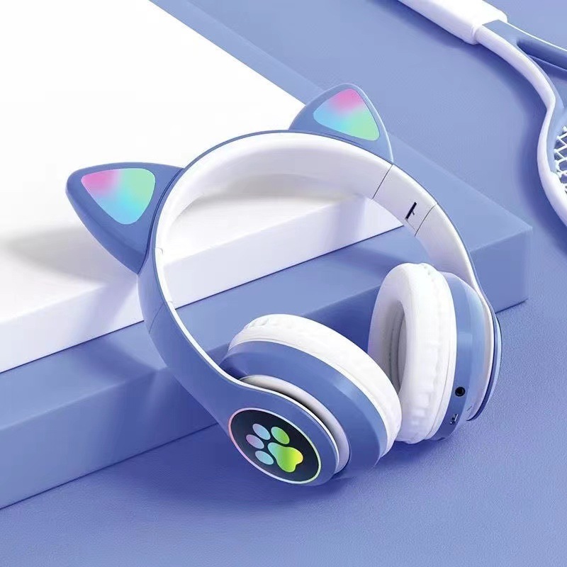 Cross-border supply spot STM28 cat ears dazzling luminous bluetooth headset wireless headphones. 