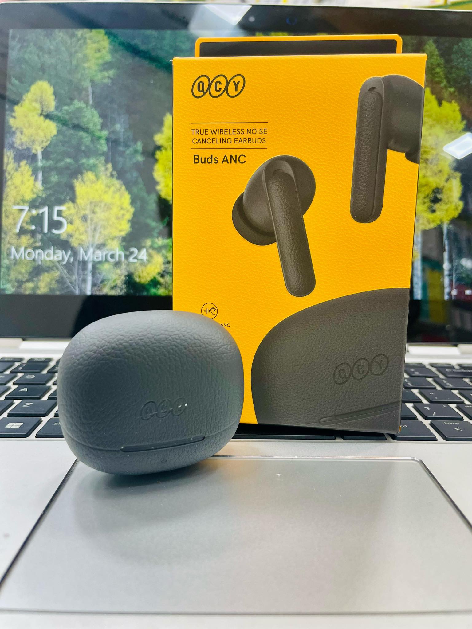 QCY Buds ANC HT15 45dB Adaptive ANC Wireless Earbuds. 