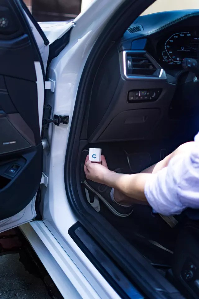 CARISTA OBD2- Bluetooth Scanner : Diagnostics- Clear Fault Code, Customizations- Unlock Hidden Features, DIY Service Procedures and In-Depth Engine, Wheel and others Live Data for Your Vehicle-"Volkswagen Group Brand Partner" ( *2 Years Official Warranty). 