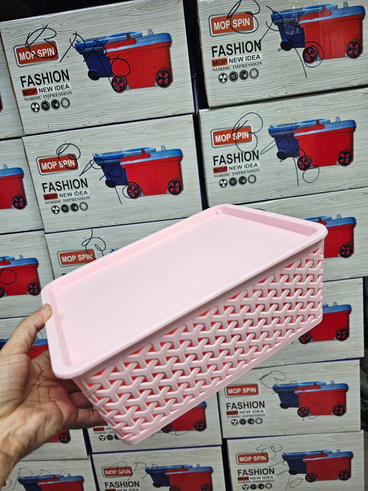 Storage Container Basket/Roti Basket/Chapati Basket/Roti Box/Decorative Container/Eco Friendly Basket with Lid-1 pcs set ● Size is 10inch *7.5 inch*4 Inch (L*W*H) ( Color depend on stock ). 