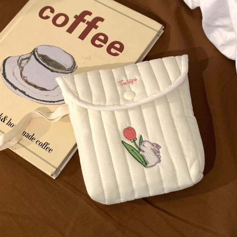 Cute sanitary napkin aunt towel storage bag portable small mini student sanitary napkin menstrual bag storage bag