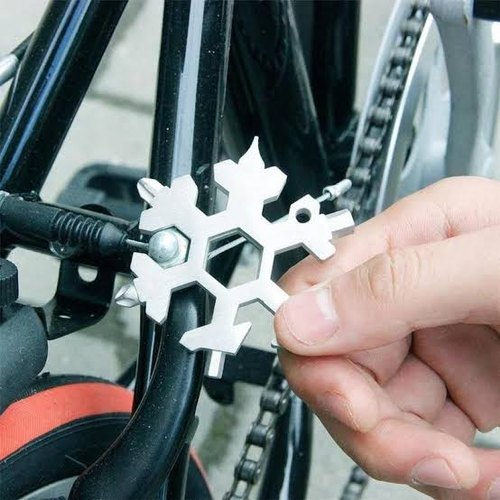 Amenitee 18-in-1 Snowflake Multi-Tool - Easy N Genius - Saker 18-in-1 Stainless Steel Snowflakes Multi-Tool (Standard, Stainless Steel)