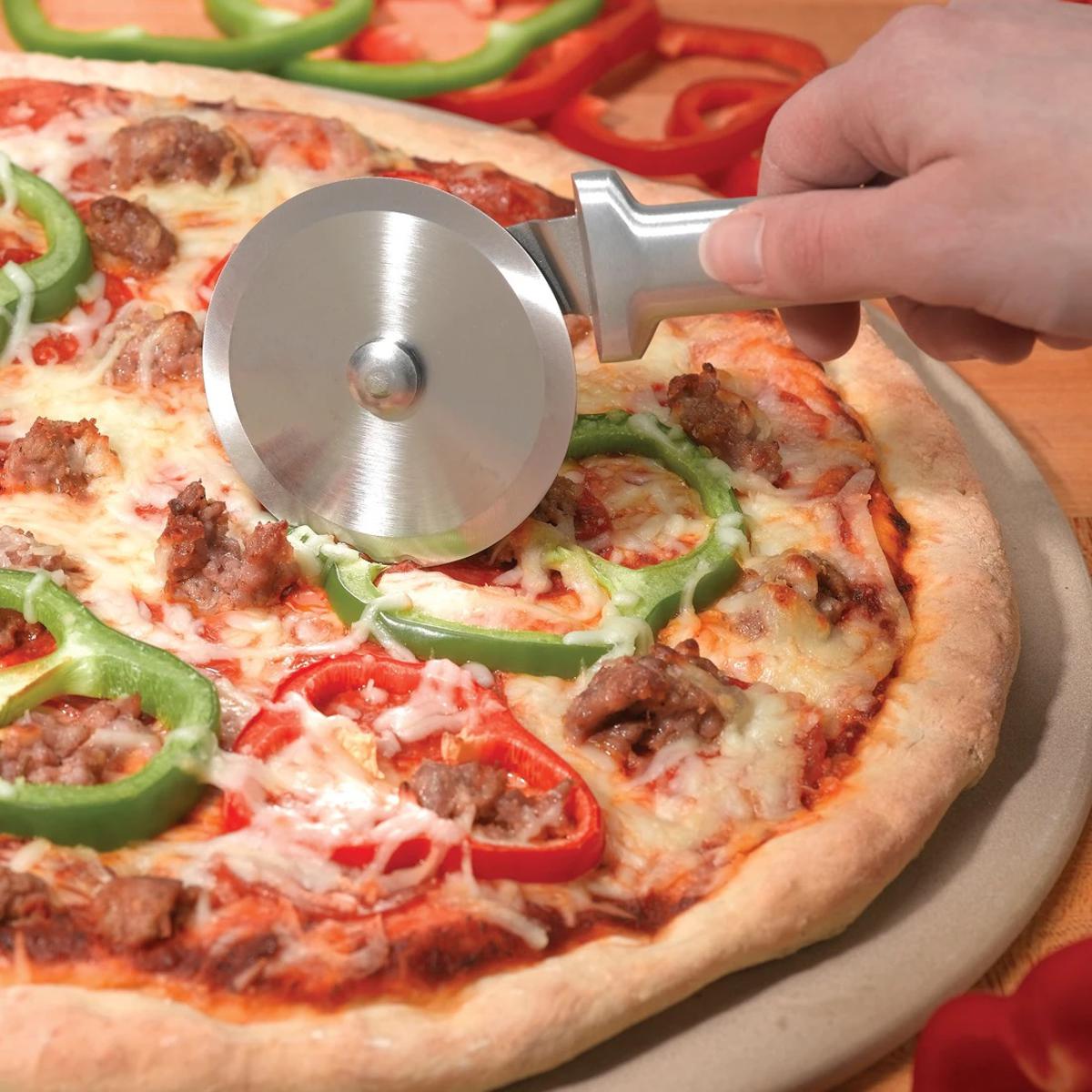 Pizza Cutter Stainless Steel Pizza Cutter Round Shape