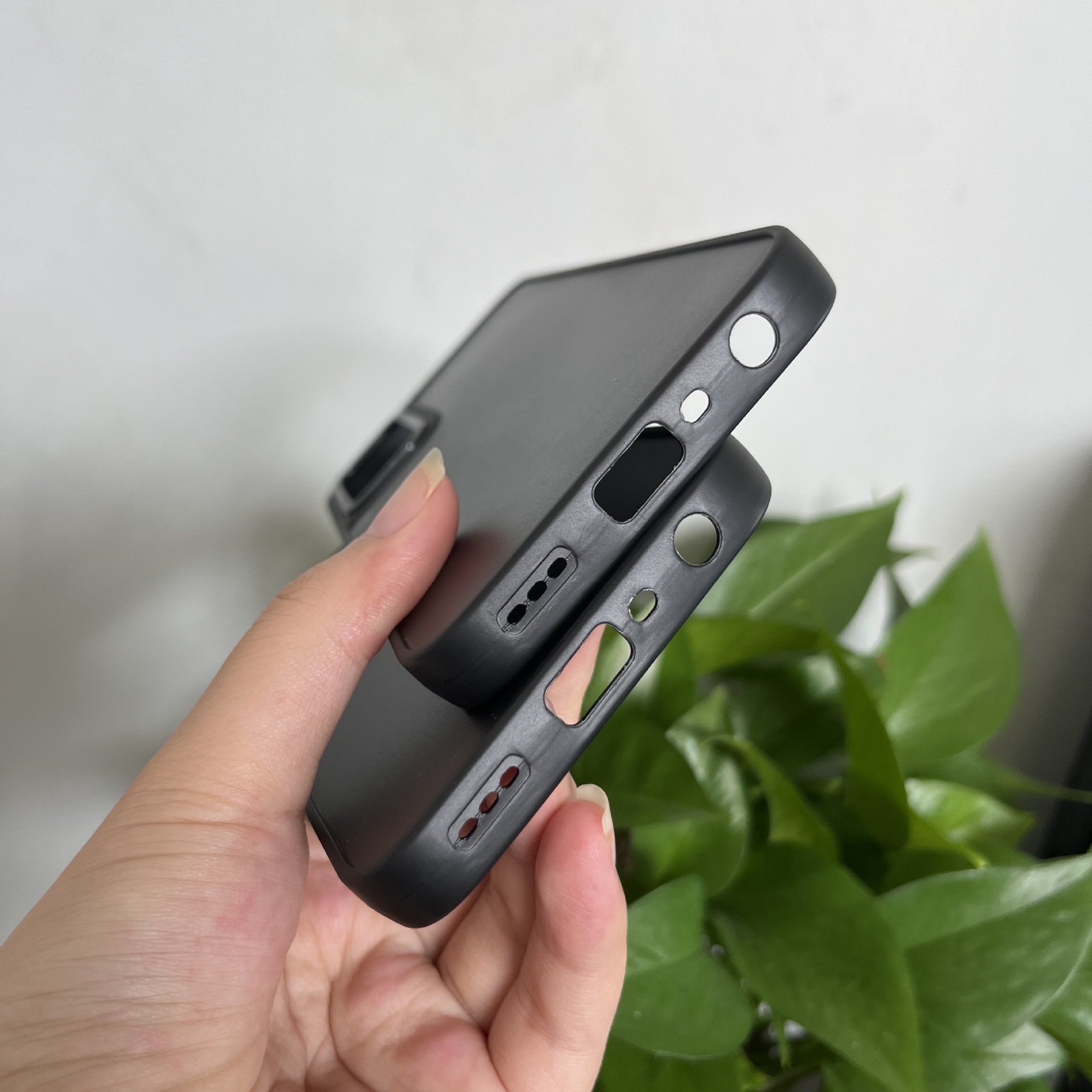 Applicable Model OnePlus ONE Plus 1+10R 5G Large Hole Groove Two-in-One Patch Phone Case Protective Sleeve. 