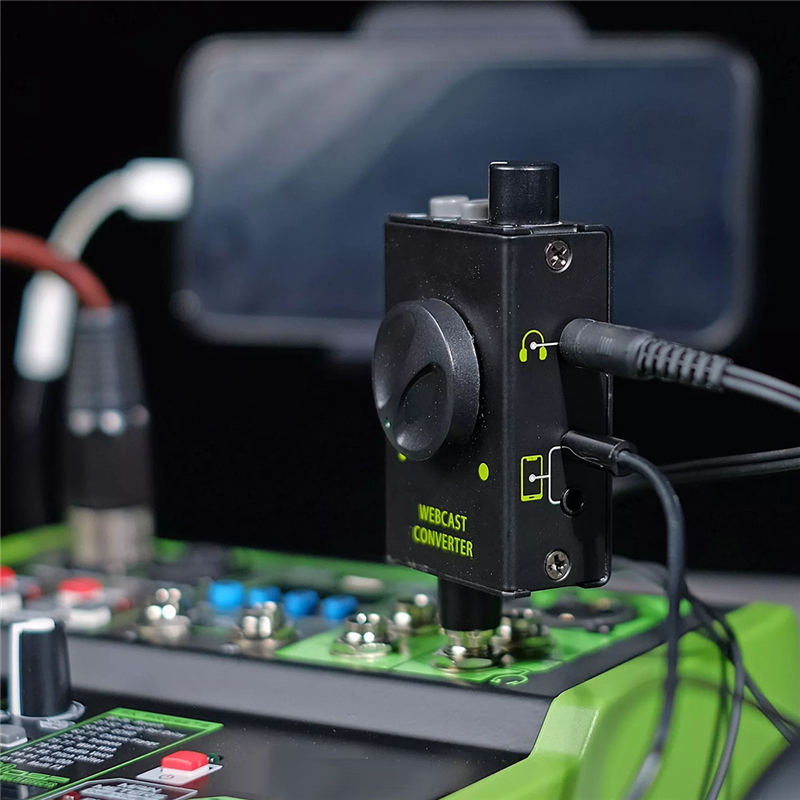 Audio Converter Live Broadcast Adapter Live Match Box Sound Card Audio Converter for Stage Performance Broadcast/Studio Recording/Karaoke. 