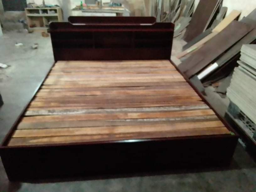 L B Design  Box Khat / Beds •	Best quality particle Board imported from Malaysia. 