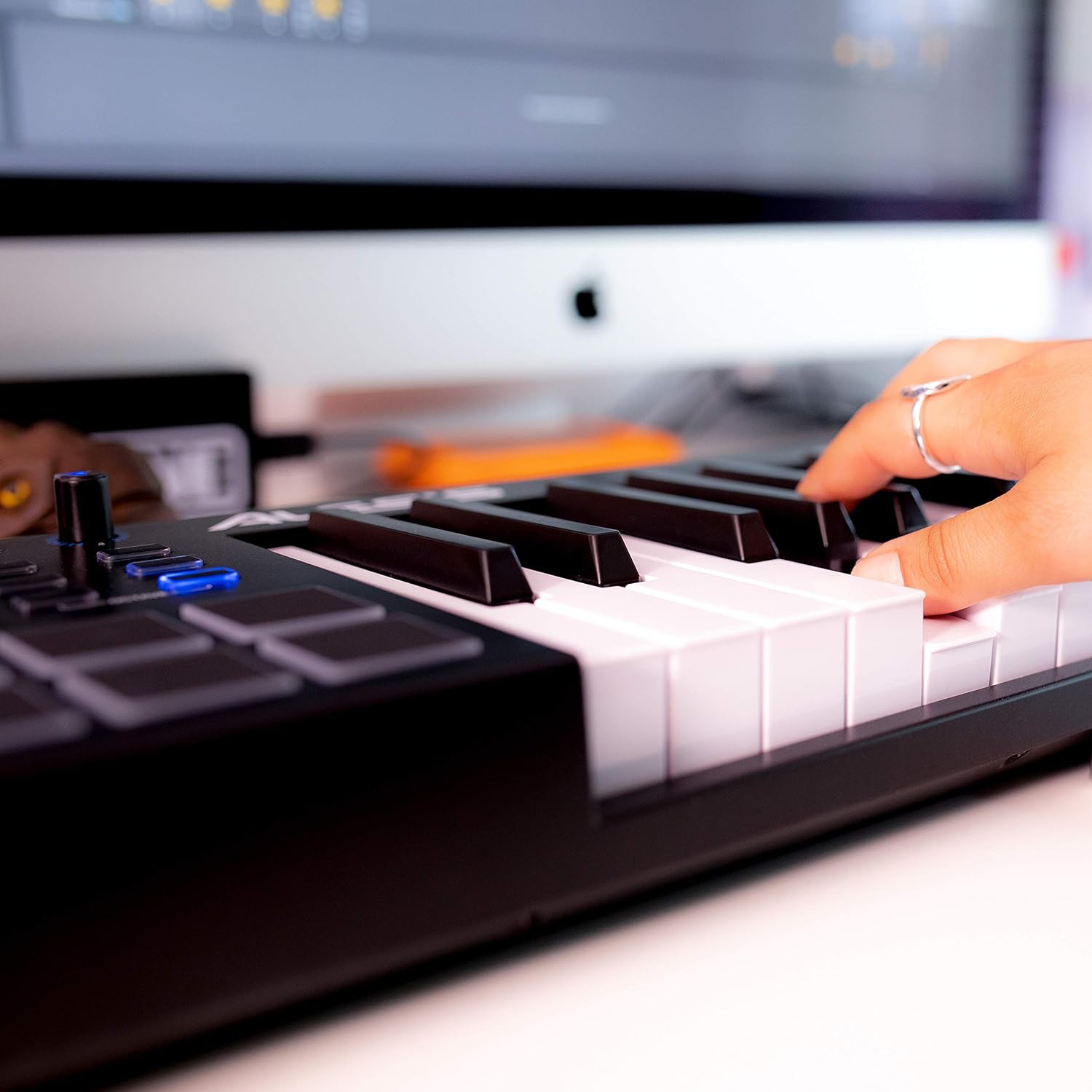 Alesis V49 - 49 Key USB MIDI Keyboard. 